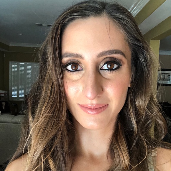 Meet your Posher, Sarah - Picture 1 of 1